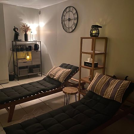 Le Petit Studio De L'Espace Bien Etre Libin Luaran gambar
